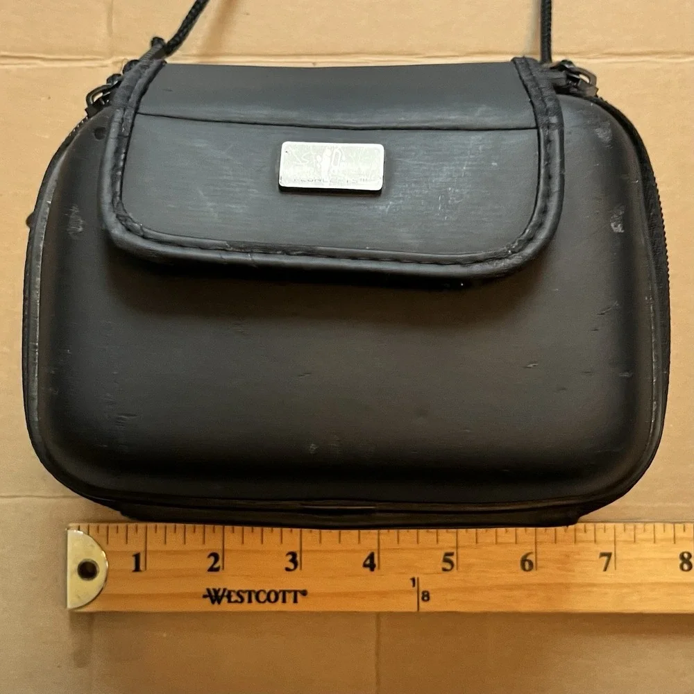 Concepts Digital Camera Case Bag With Carrying Strap Belt Loop Black Padded Zip